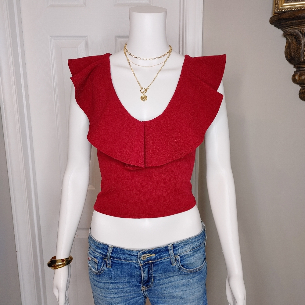 90's Vibe SAY ANYTHING SLEEVELESS RUFFLE CROP TOP, M